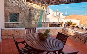 Casa mediterránea en el céntrico casco antiguo a un paso del Mar
